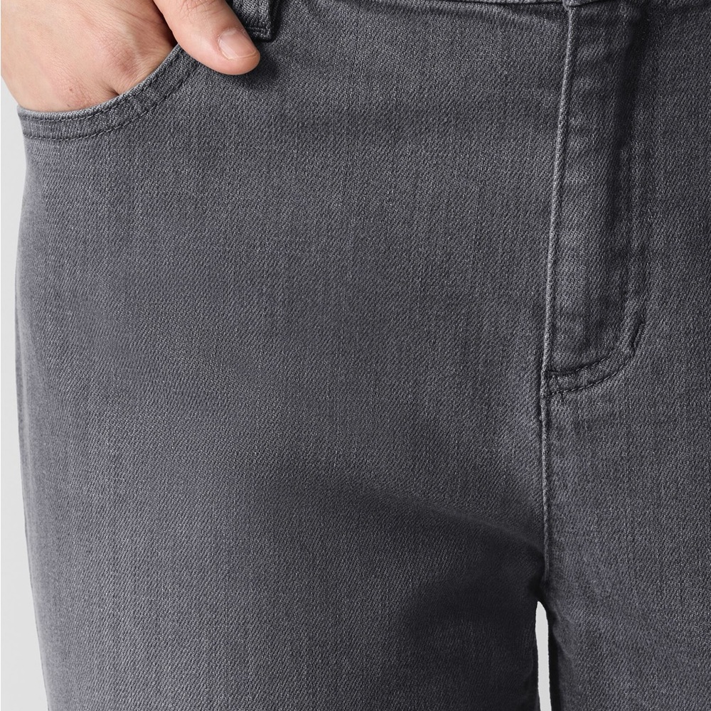 Eileen Fisher Light Black Stretch Straight Jeans Mid-Rise Size 28 - Picture 4 of 16